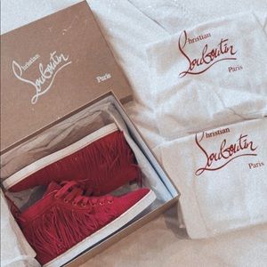 Christian Louboutin sneakers in hot pink !